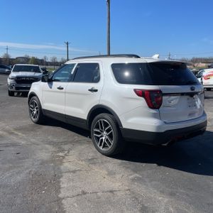 FORD EXPLORER SPORT - 4