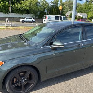 FORD FUSION SE - 2