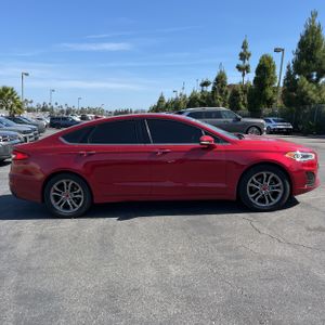 FORD FUSION SEL - 10