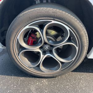 2022 ALFA Romeo STELVIO VELOCE — миниатюра 19