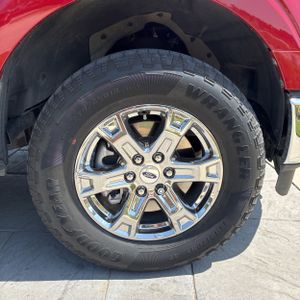 صورة مصغرة 18 لـ 2023 FORD F-150 LARIAT