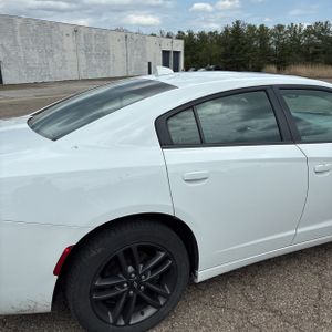 DODGE CHARGER SXT - 9