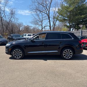 AUDI Q7 3.0T PREMIUM - 3