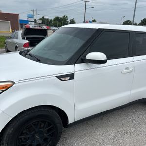 صورة 2 لـ 2014 KIA SOUL BASE