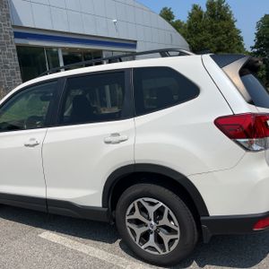 صورة 6 لـ 2024 Subaru FORESTER PREMIUM