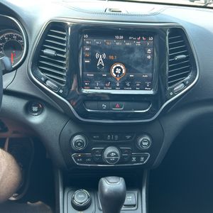 2019 JEEP CHEROKEE LIMITED — миниатюра 38