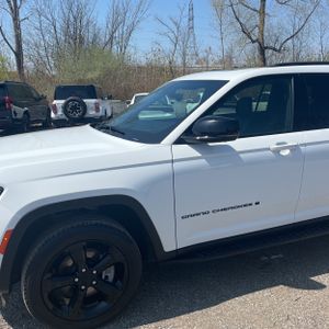 JEEP GRAND CHEROKEE L LIMITED - 2