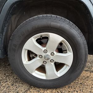2012 JEEP GRAND CHEROKEE LAREDO — миниатюра 18