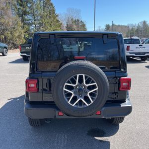 JEEP WRANGLER 4-DOOR SAHARA 4X4 - 7