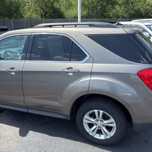 2011 Chevrolet EQUINOX LT — фото 6