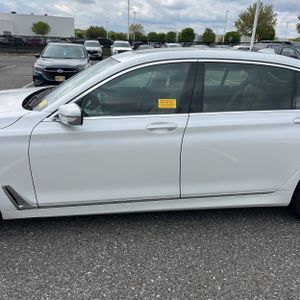 BMW 7 SERIES 740I - 4