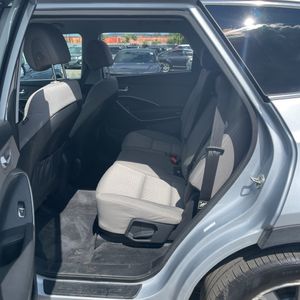 2018 Hyundai SANTA FE SE thumbnail 34