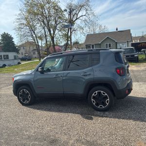 JEEP RENEGADE TRAILHAWK - 3