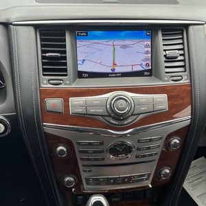 2019 Infiniti QX80 LUXE — фото 37