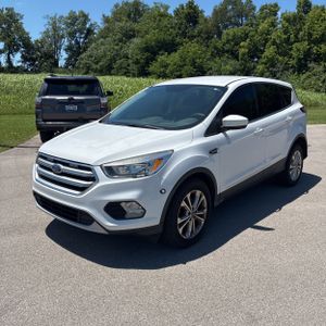 2017 FORD ESCAPE SE — фото 1