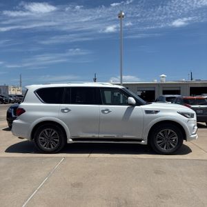 صورة 10 لـ 2021 Infiniti QX80 LUXE