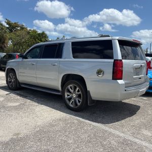 CHEVROLET SUBURBAN LTZ - 5