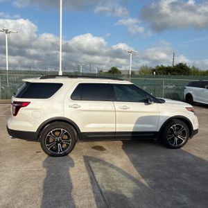 FORD EXPLORER SPORT - 10