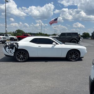 DODGE CHALLENGER SXT - 10