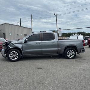 2021 Chevrolet SILVERADO 1500 LT 照片 3