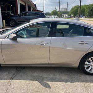 CHEVROLET MALIBU LT - 4