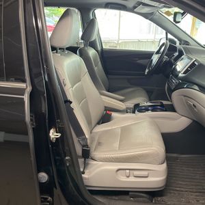 2017 Honda PILOT TOURING 照片 33