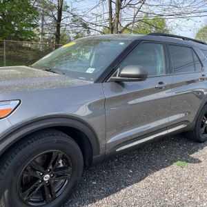 FORD EXPLORER XLT - 2