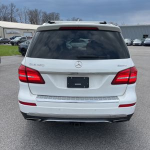 MERCEDES-BENZ GLS - 7