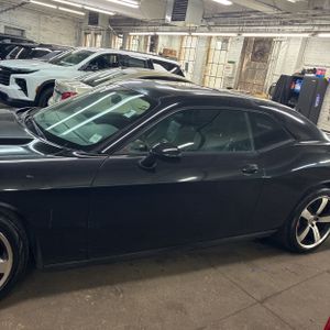 DODGE CHALLENGER SRT8 392 - 3