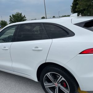 2017 Jaguar F-PACE S — фото 6
