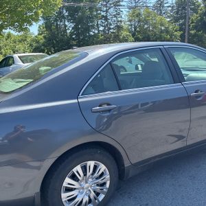 2010 Toyota CAMRY LE photo 9