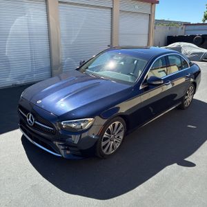 MERCEDES-BENZ E-CLASS - 1