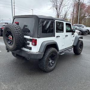 Jeep Wrangler JK Unlimited Sport S - 8