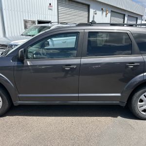 DODGE JOURNEY - 4
