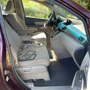صورة 32 لـ 2013 Honda ODYSSEY EX
