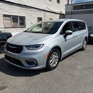 CHRYSLER PACIFICA TOURING L - 1