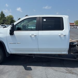 2023 Chevrolet SILVERADO 2500HD LT photo 4