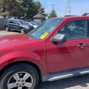 FORD ESCAPE XLT - 2