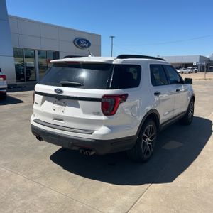 FORD EXPLORER SPORT - 8