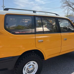 TOYOTA LAND CRUISER - 9