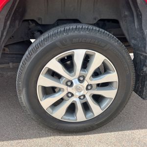 2016 Toyota TUNDRA LIMITED — миниатюра 18