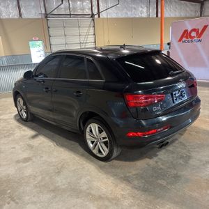AUDI Q3 2.0T PREMIUM - 5