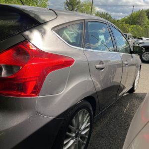 FORD FOCUS TITANIUM - 9