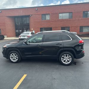 JEEP CHEROKEE LATITUDE PLUS - 3