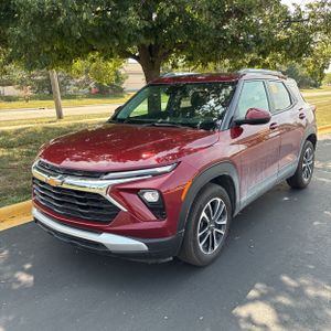 2024 Chevrolet TRAILBLAZER LT photo 1