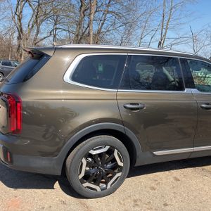 KIA TELLURIDE S - 9