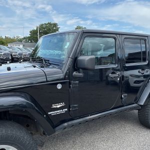 2013 JEEP WRANGLER UNLIMITED SAHARA — фото 2