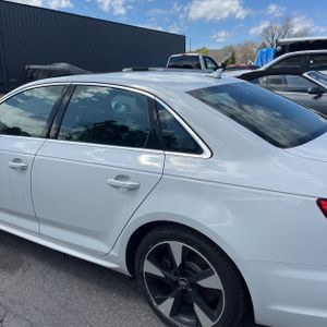 AUDI A4 2.0T PREMIUM - 6