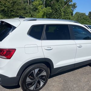صورة 9 لـ 2024 Volkswagen TAOS SE 4MOTION