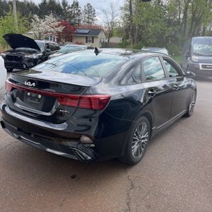 KIA FORTE GT-LINE - 8